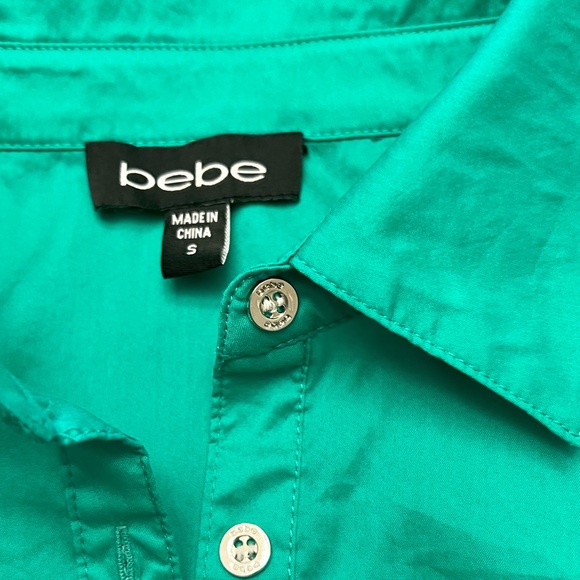 Bebe sleeveless button down shirt - Picture 3 of 6